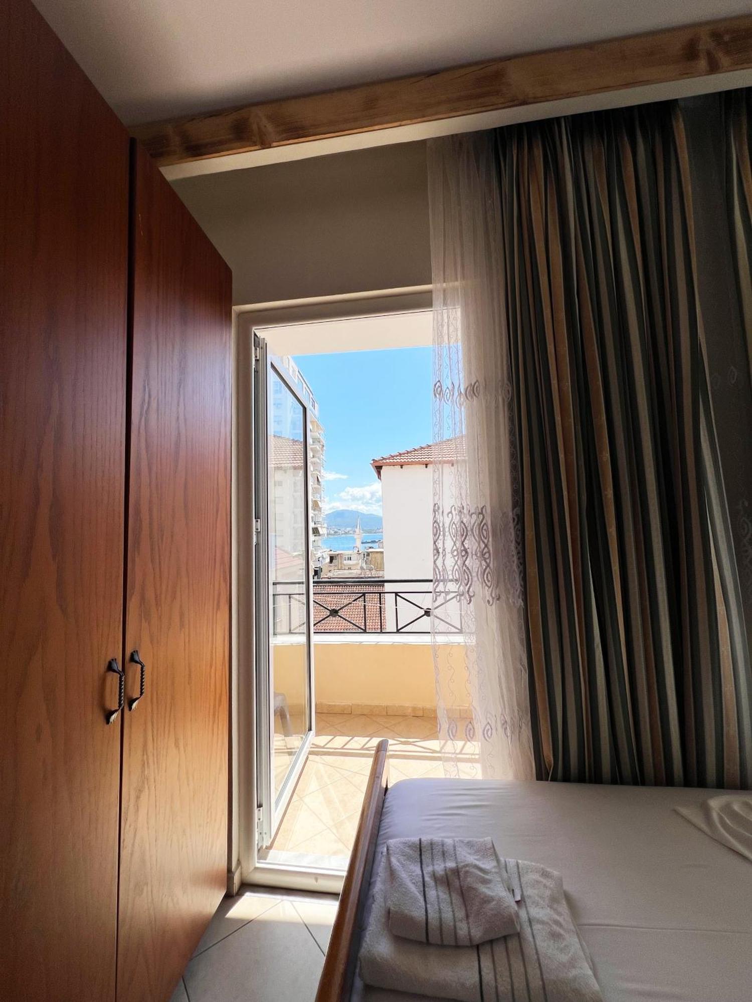 Hotel Veli Sarandë Exterior foto